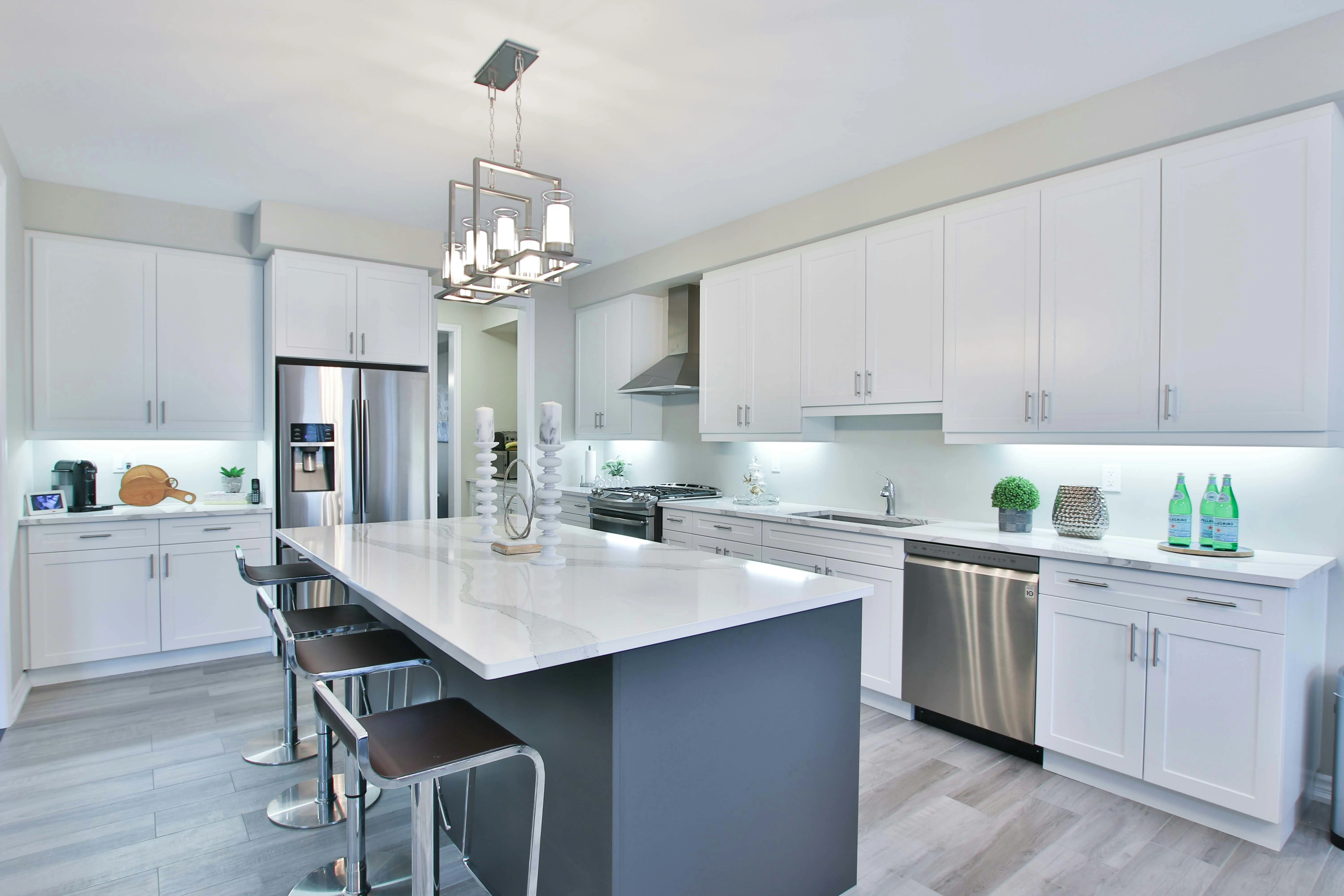 Kitchen Cabinet Trends for 202...
